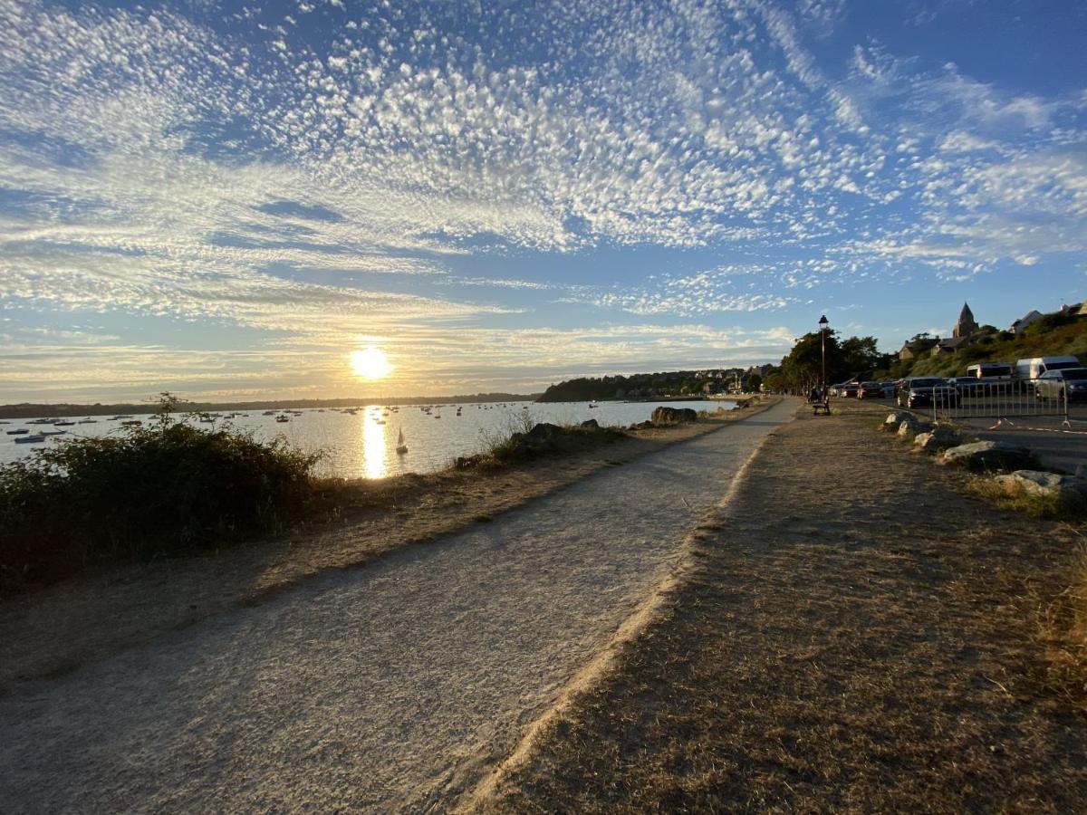 600M Plage Saint-Suliac- Maison Bretonne Pour 4 Eksteriør bilde